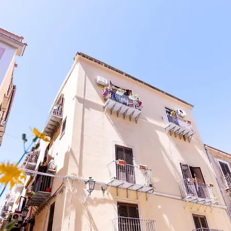 Pensjonat Talia - And Elegant In The Heart Of Palermo